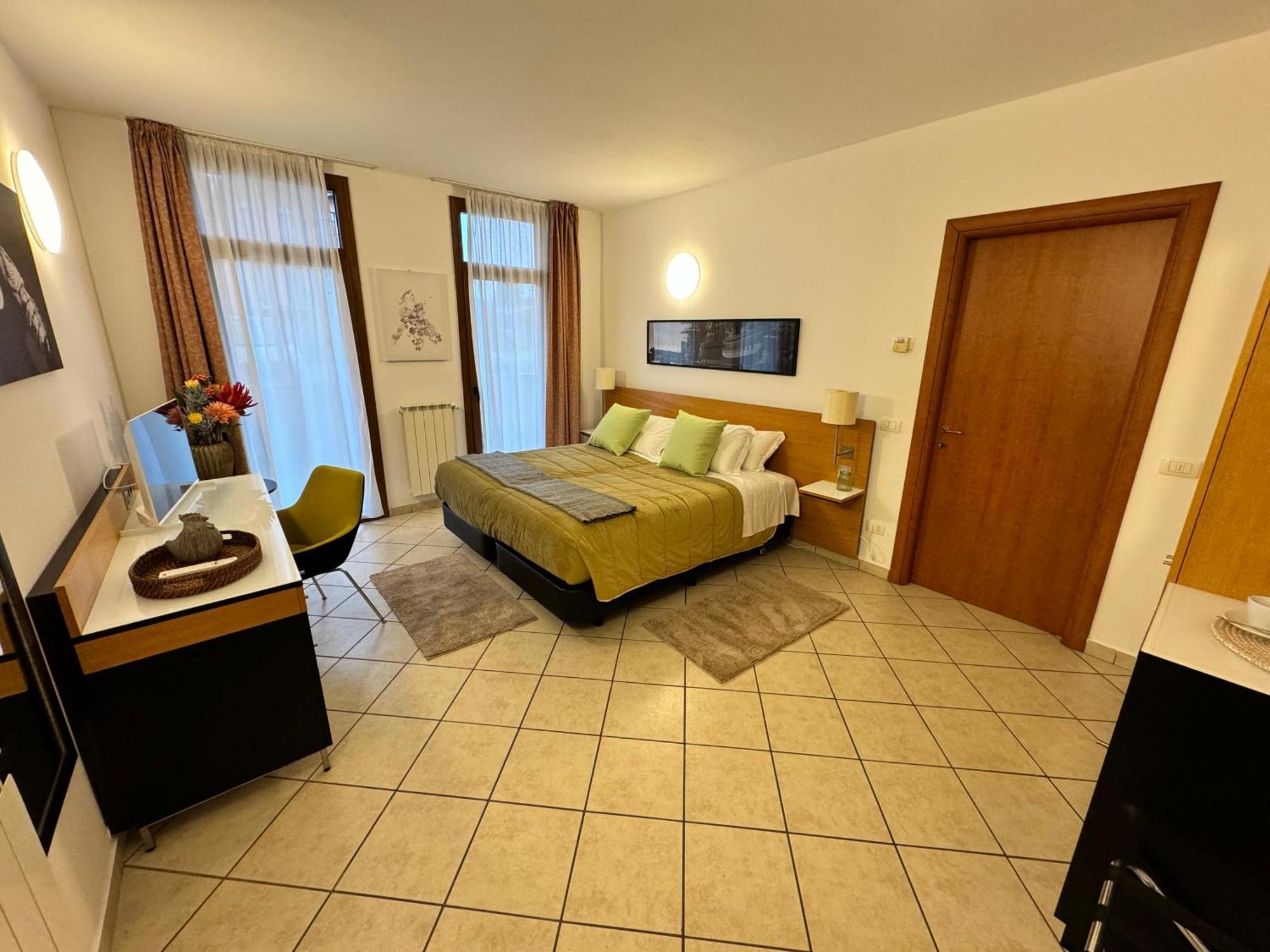 Residence Malpensa Somma Lombardo Kültér fotó